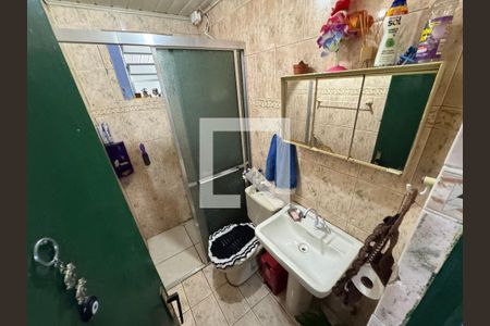 Banheiro de casa à venda com 4 quartos, 120m² em Feitoria, São Leopoldo