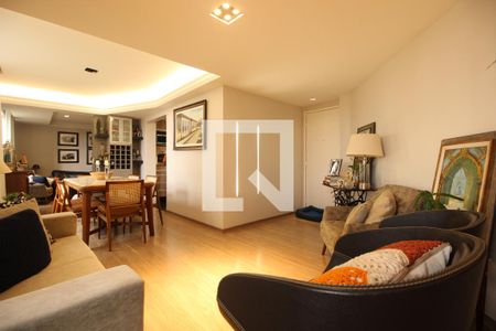 Sala de apartamento à venda com 3 quartos, 133m² em Serra, Belo Horizonte