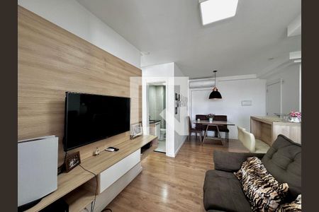 Sala de apartamento à venda com 2 quartos, 68m² em Santo Amaro, São Paulo