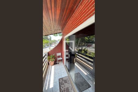 Sala 2 Varanda de casa à venda com 3 quartos, 240m² em Vila Pires, Santo André