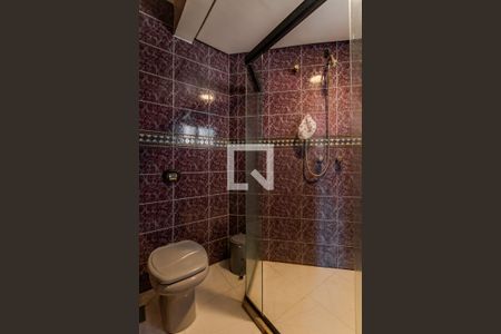 Banheiro de casa à venda com 5 quartos, 376m² em Jardim Itu, Porto Alegre