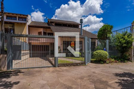 Fachada de casa à venda com 5 quartos, 376m² em Jardim Itu, Porto Alegre