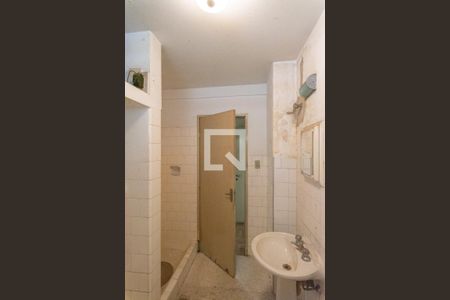 Banheiro de apartamento à venda com 2 quartos, 117m² em Centro, Campinas