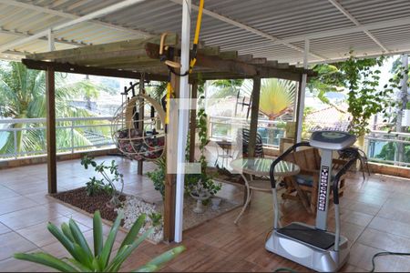 Terraço  de casa à venda com 3 quartos, 350m² em Tanque, Rio de Janeiro