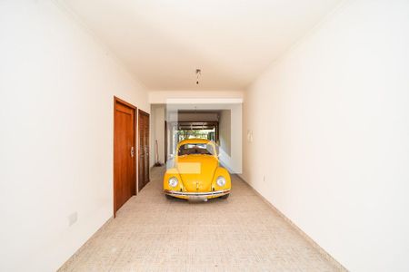 Garagem de casa à venda com 3 quartos, 316m² em Jardim Itu, Porto Alegre