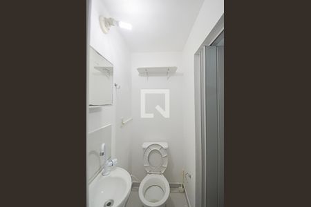 Banheiro de kitnet/studio para alugar com 1 quarto, 20m² em Parque Sao Jose, São Bernardo do Campo