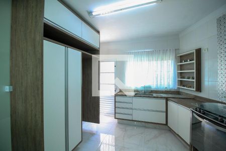 Cozinha de casa à venda com 3 quartos, 150m² em Jardim Analia Franco, São Paulo