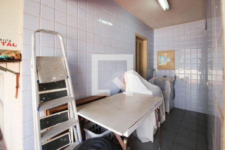 Área de Serviço de casa à venda com 4 quartos, 282m² em Jardim Novo Mundo, São Paulo