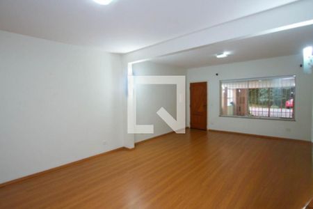 Casa à venda com 3 quartos, 188m² em Planalto Paulista, São Paulo
