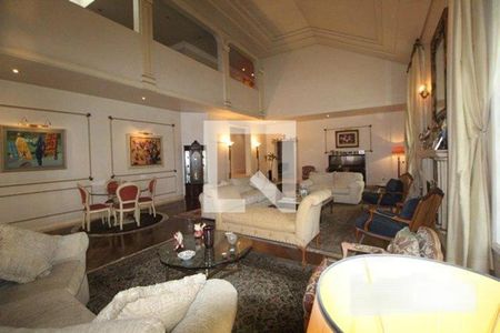 Casa de Condomínio à venda com 4 quartos, 840m² em Super Quadra Morumbi, São Paulo