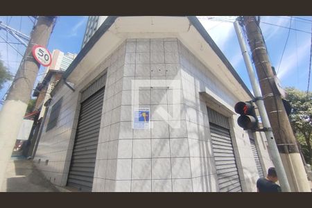 Fachada+Placa de casa para alugar com 2 quartos, 170m² em Cerâmica, São Caetano do Sul