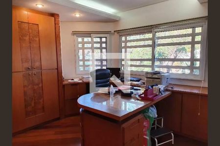 Casa de Condomínio à venda com 5 quartos, 1100m² em Super Quadra Morumbi, São Paulo