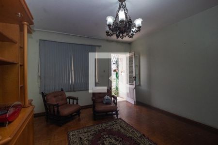 Sala de casa à venda com 4 quartos, 300m² em Teresópolis, Porto Alegre