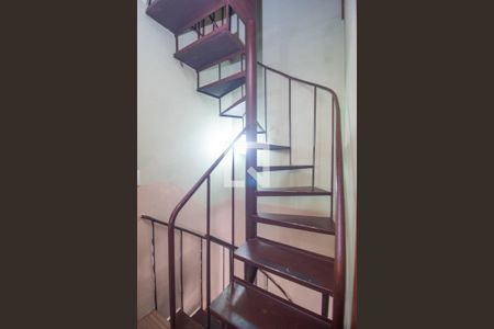 Corredor de casa de condomínio à venda com 3 quartos, 90080m² em Vila Nova, Porto Alegre