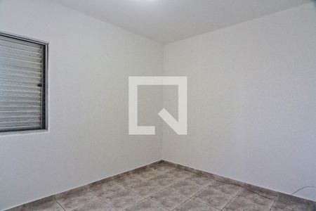 Quarto 2 de apartamento para alugar com 2 quartos, 40m² em Parque Maria Domitila, São Paulo