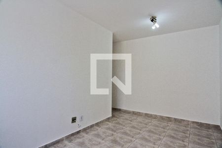 Sala de apartamento para alugar com 2 quartos, 40m² em Parque Maria Domitila, São Paulo