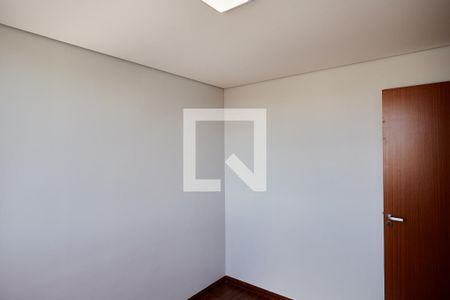 Quarto 1 de apartamento para alugar com 2 quartos, 52m² em Palmares, Belo Horizonte
