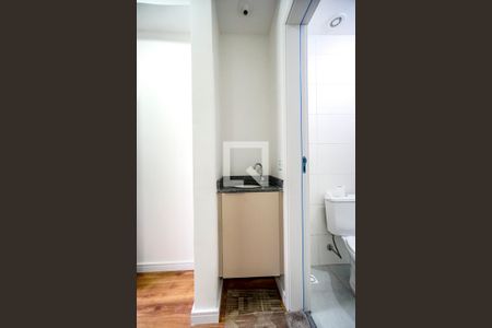 Lavabo de apartamento para alugar com 1 quarto, 30m² em Vila Carrão, São Paulo