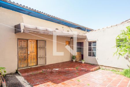 Quintal de casa à venda com 2 quartos, 530m² em Partenon, Porto Alegre