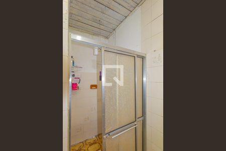 Banheiro de casa à venda com 3 quartos, 350m² em Rio Branco, Canoas