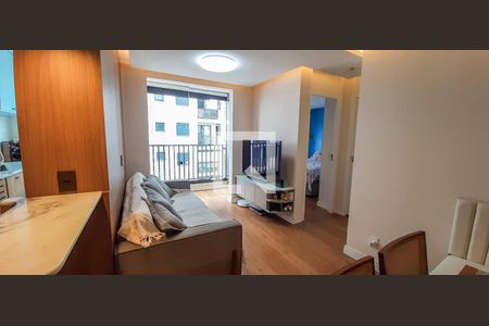 Sala  de apartamento à venda com 2 quartos, 48m² em Centro, Osasco