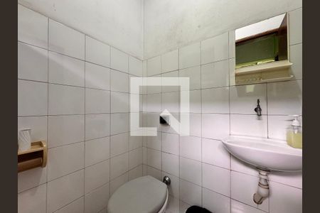 Banheiro de casa à venda com 4 quartos, 205m² em Jardim Santo Alberto, Santo André