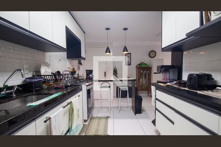 Cozinha e Área de Serviço de apartamento à venda com 4 quartos, 201m² em Recreio dos Bandeirantes, Rio de Janeiro