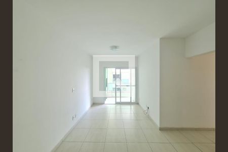 Sala de apartamento para alugar com 3 quartos, 83m² em Jardim Las Vegas, Guarulhos