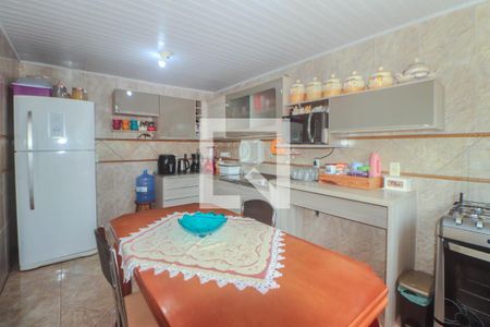 Cozinha de casa à venda com 2 quartos, 175m² em Morro Santana, Porto Alegre