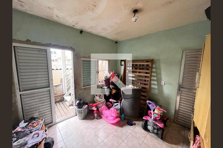 Quarto de casa para alugar com 3 quartos, 450m² em Parque Peruche, São Paulo