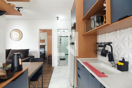 Cozinha  de apartamento para alugar com 2 quartos, 42m² em Chácara Califórnia, São Paulo