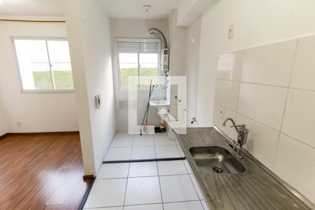 Cozinha de apartamento para alugar com 2 quartos, 40m² em Parque Reboucas, São Paulo