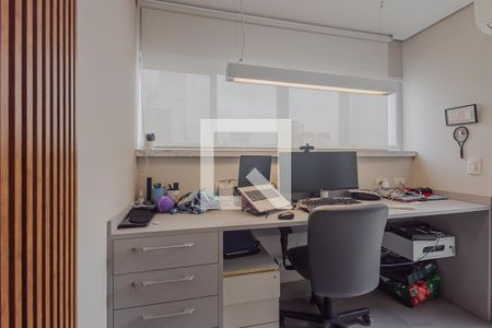 Escritório de apartamento à venda com 3 quartos, 230m² em Pinheiros, São Paulo