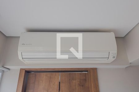 Sala 2 de apartamento à venda com 3 quartos, 230m² em Pinheiros, São Paulo