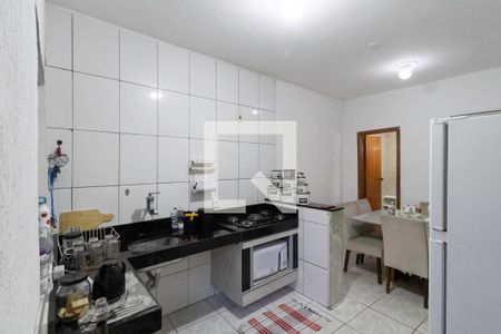 Cozinha de casa para alugar com 2 quartos, 120m² em São Tomaz, Belo Horizonte