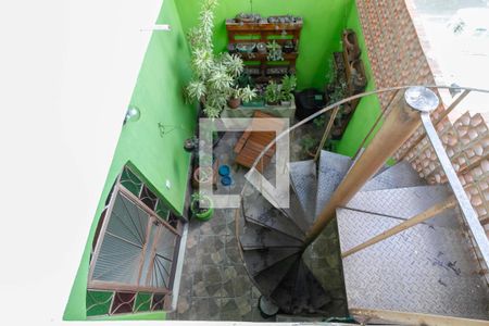 Escada de casa para alugar com 2 quartos, 120m² em São Tomaz, Belo Horizonte