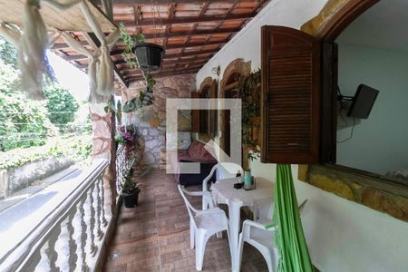 Varanda de casa para alugar com 2 quartos, 120m² em São Tomaz, Belo Horizonte