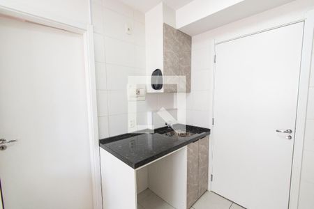 Sala/cozinha de apartamento para alugar com 1 quarto, 26m² em Cambuci, São Paulo
