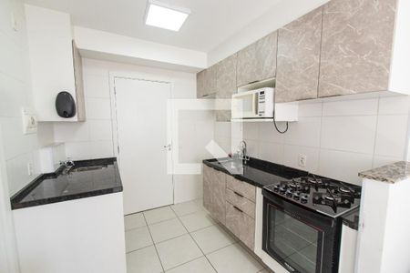 Sala/cozinha de apartamento para alugar com 1 quarto, 26m² em Cambuci, São Paulo