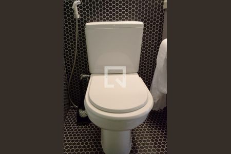 Banheiro de apartamento para alugar com 2 quartos, 72m² em Pinheiros, São Paulo