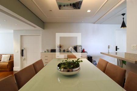 Sala de apartamento à venda com 3 quartos, 130m² em Indianópolis, São Paulo