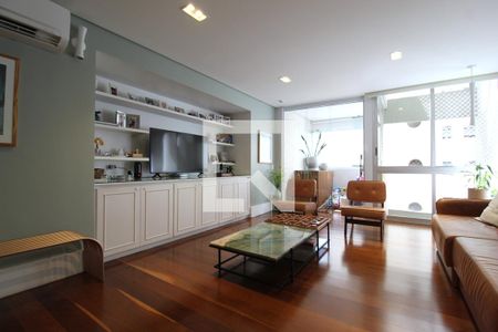 Sala de apartamento à venda com 3 quartos, 130m² em Indianópolis, São Paulo