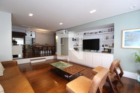 Sala de apartamento à venda com 3 quartos, 130m² em Indianópolis, São Paulo