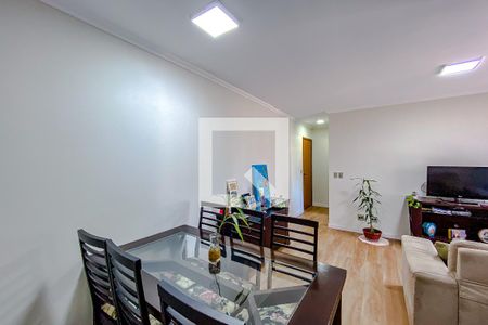 Sala de apartamento à venda com 3 quartos, 74m² em Vila Bertioga, São Paulo