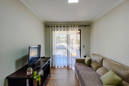 Sala de apartamento à venda com 3 quartos, 74m² em Vila Bertioga, São Paulo