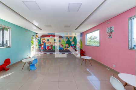 Área comum de apartamento à venda com 2 quartos, 48m² em Chácaras Reunidas Santa Terezinha, Contagem