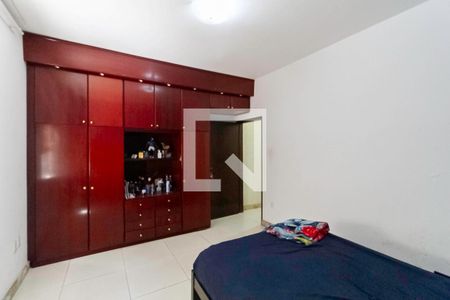 Quarto 2 de casa à venda com 3 quartos, 155m² em Santa Monica, Belo Horizonte