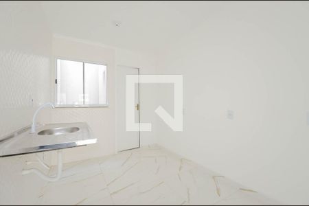 Cozinha de casa de condomínio para alugar com 3 quartos, 94m² em Vila Moreira, Guarulhos