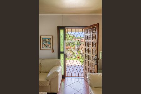 Sala de casa para alugar com 2 quartos, 130m² em Jardim Itu, Porto Alegre