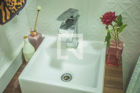 Banheiro  de apartamento à venda com 2 quartos, 46m² em Mirandópolis, São Paulo